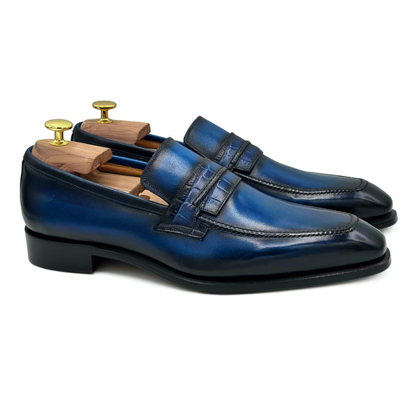 Richard II Mocassini in pelle blu con patina di Virgilio Shoes 01