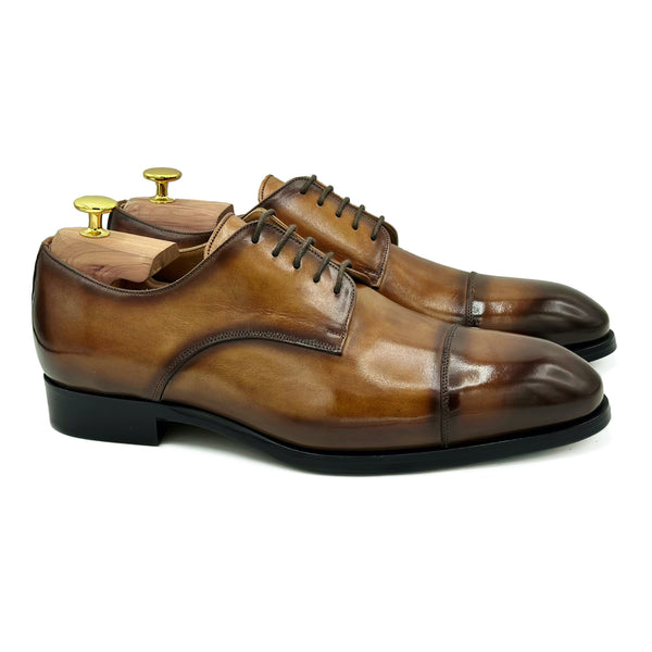 Sheffield I Derby in pelle marrone con patina scarpe classiche di Virgilio 01