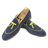 Belgian loafers in pelle scamosciata blu e fiocco giallo di virgilio 03