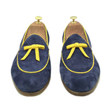 Belgian loafers in pelle scamosciata blu e fiocco giallo di virgilio 04